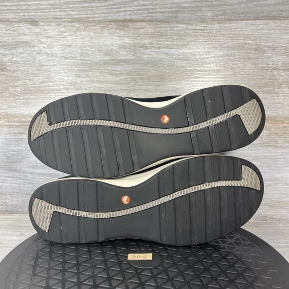 Clarks Womens Un Adorn Lo Unstructured Black Suede Comfort Sneakers Size 10 - Picture 9 of 9